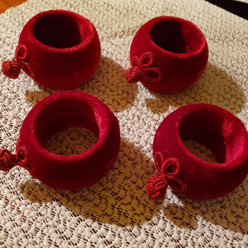 Red Velvet Napkin Rings - Picture 2 of 4